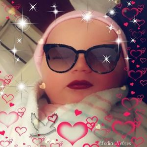 Meet your Posher, Lauren